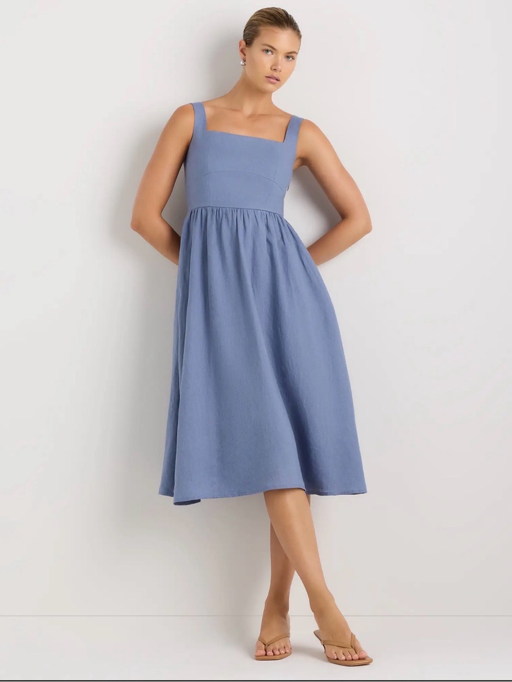 Quince- 100% European  linen fit and flare Midi Dress- NWT- size M- Moonstone Bl